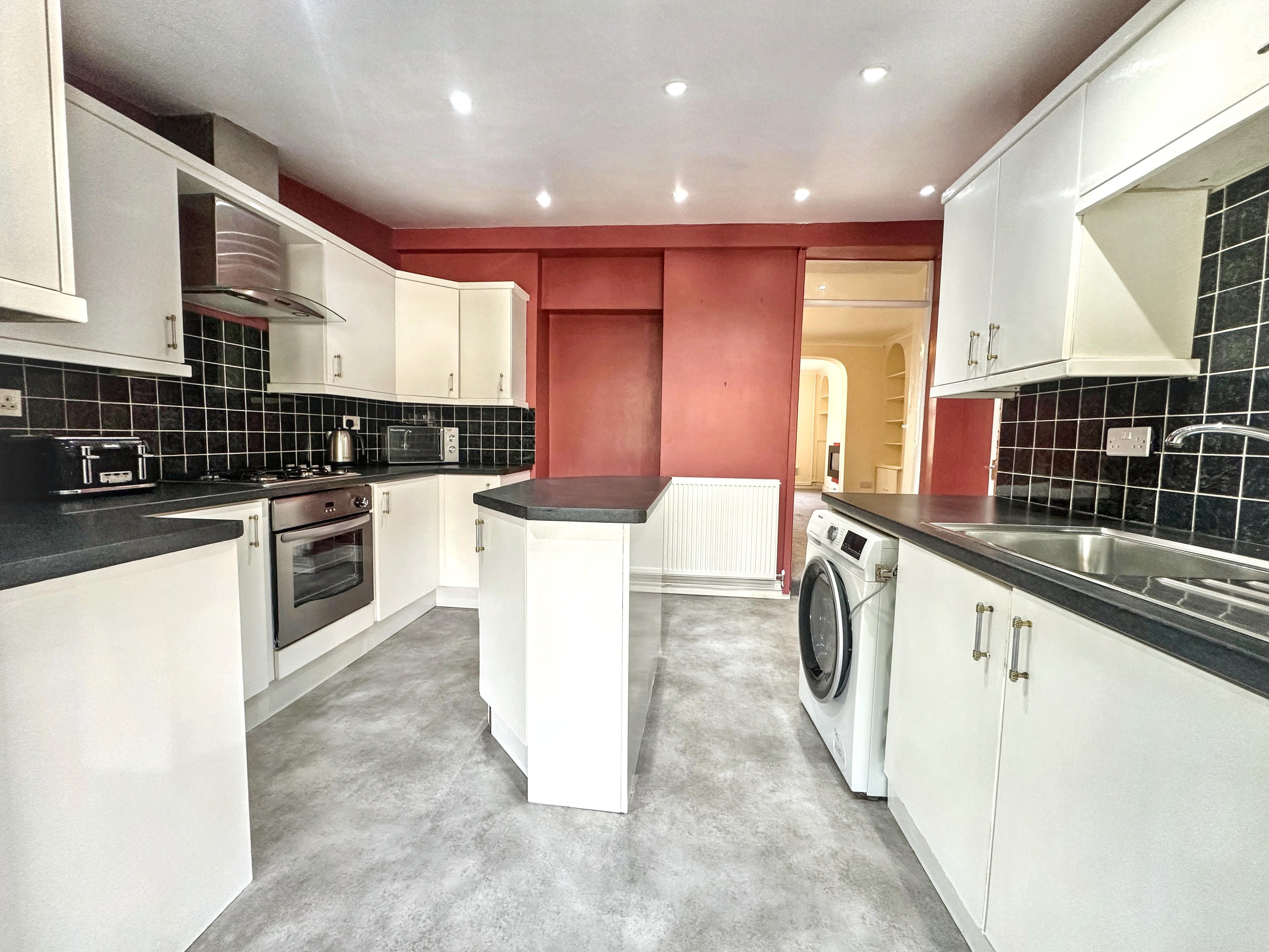 Station Terrace, Llantwit Fardre, Pontypridd, photo 11