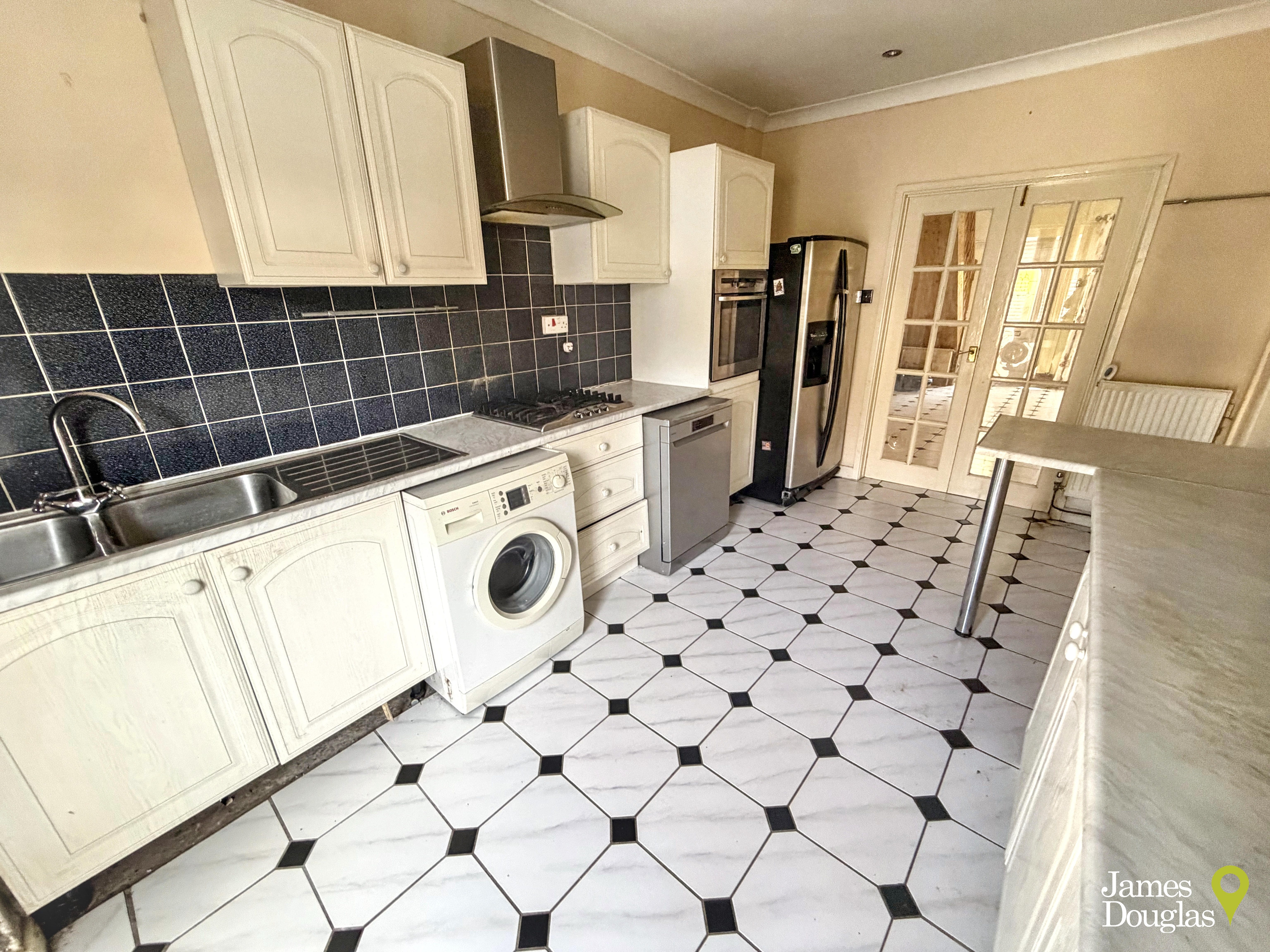 Ystrad Barwig Terrace, Llantwit Fardre, Pontypridd, photo 9