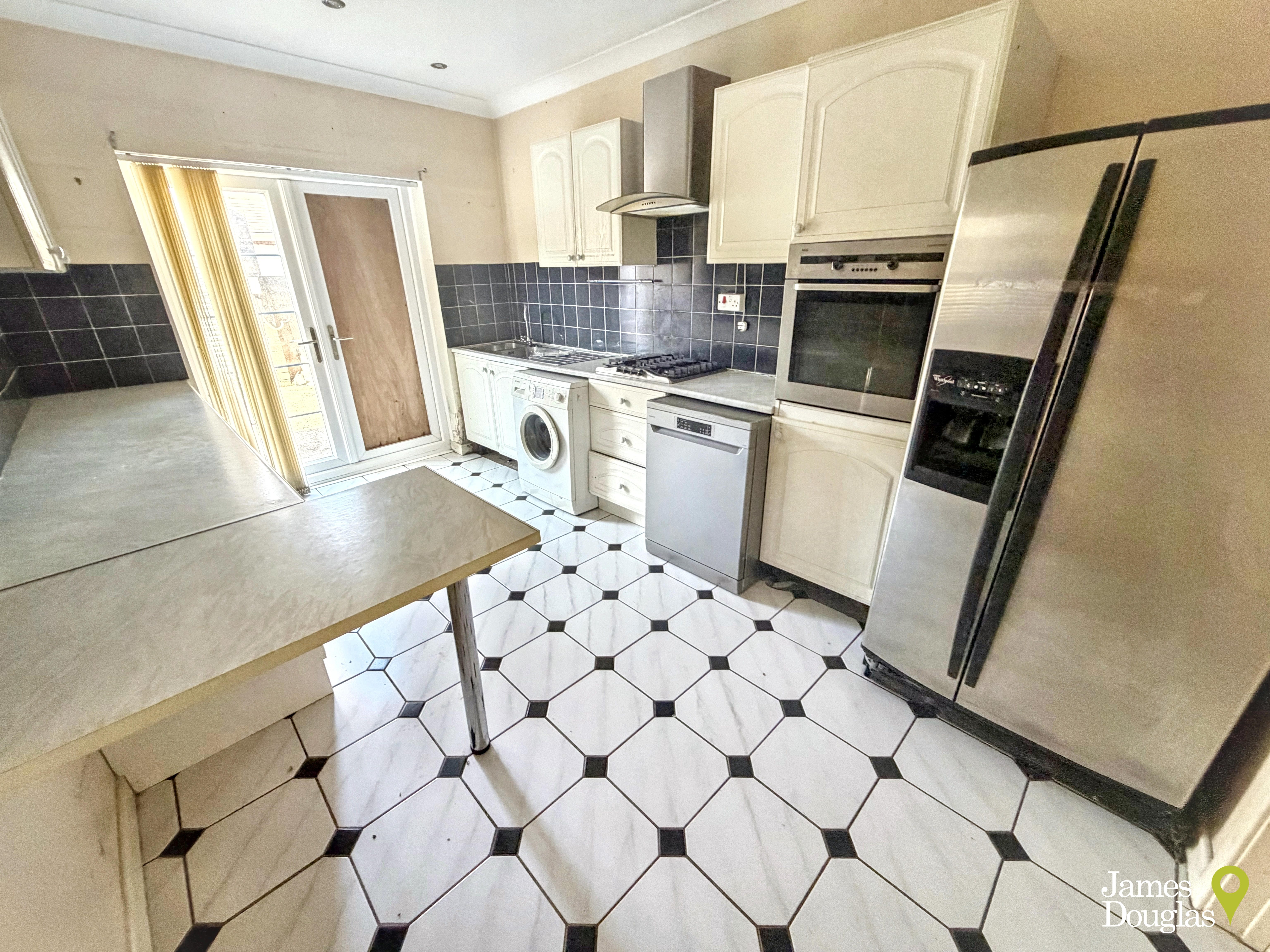 Ystrad Barwig Terrace, Llantwit Fardre, Pontypridd, photo 8