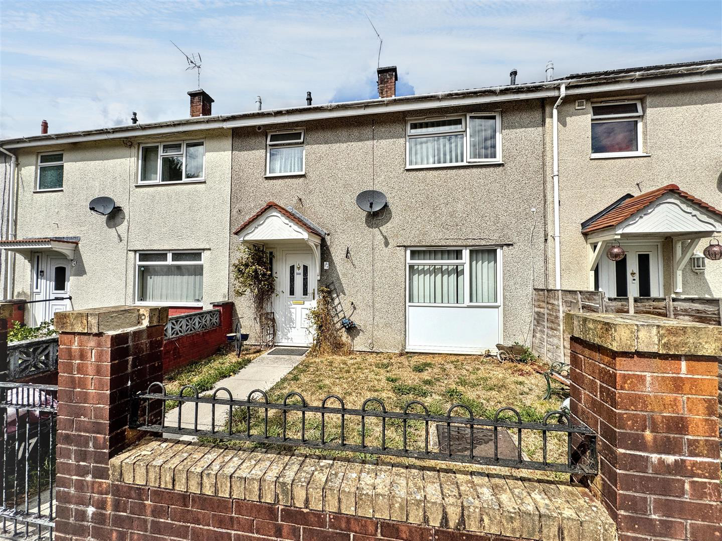Davis Close, Pontypool NP4 6GP