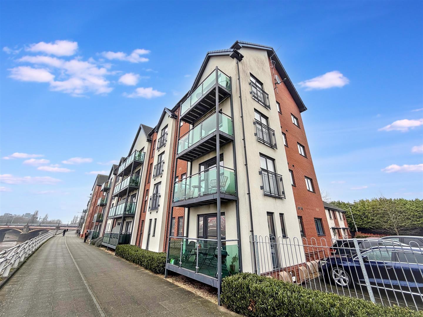 Bathstone Mews, Newport