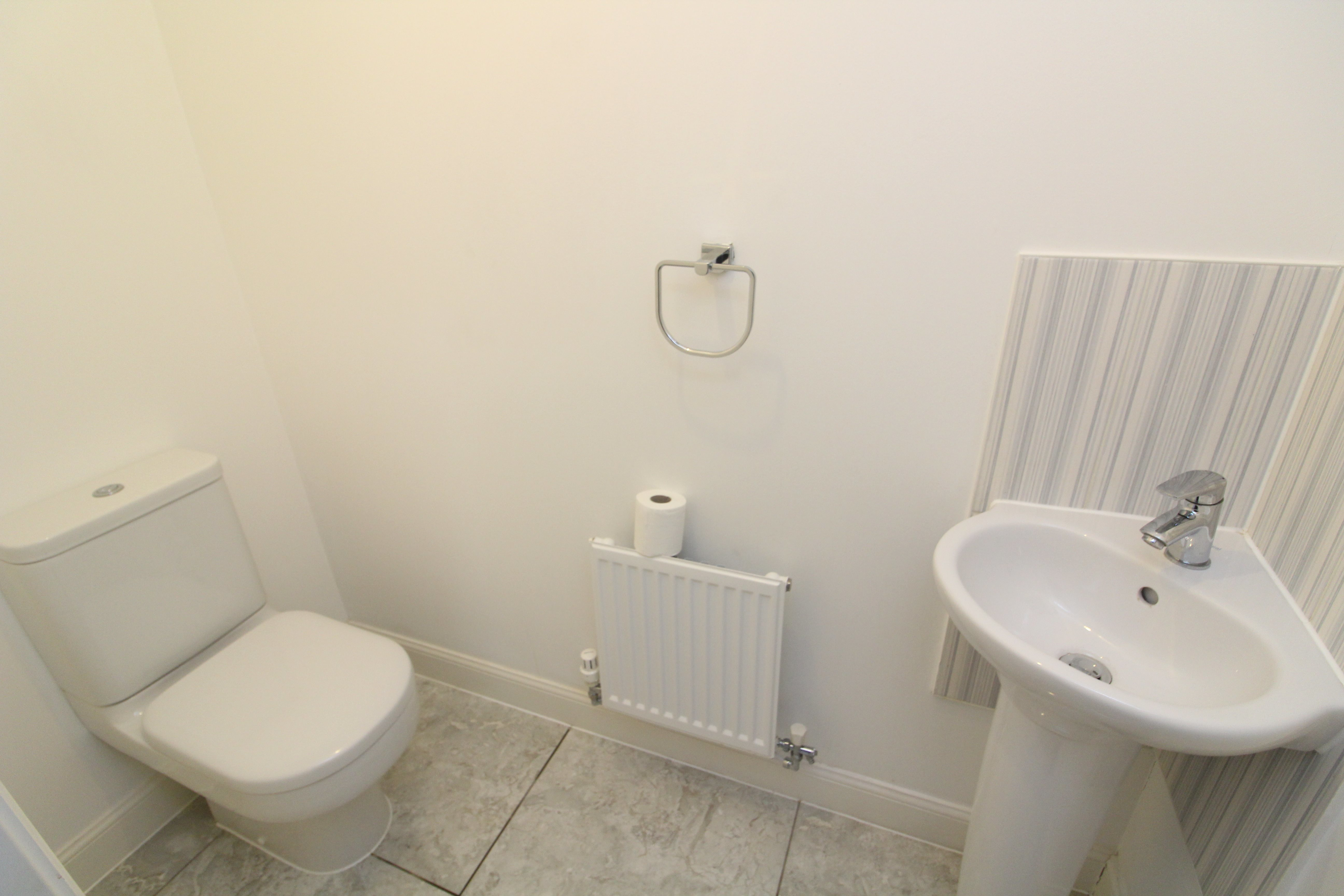 Heol Senni , Bettws , Newport, photo 10