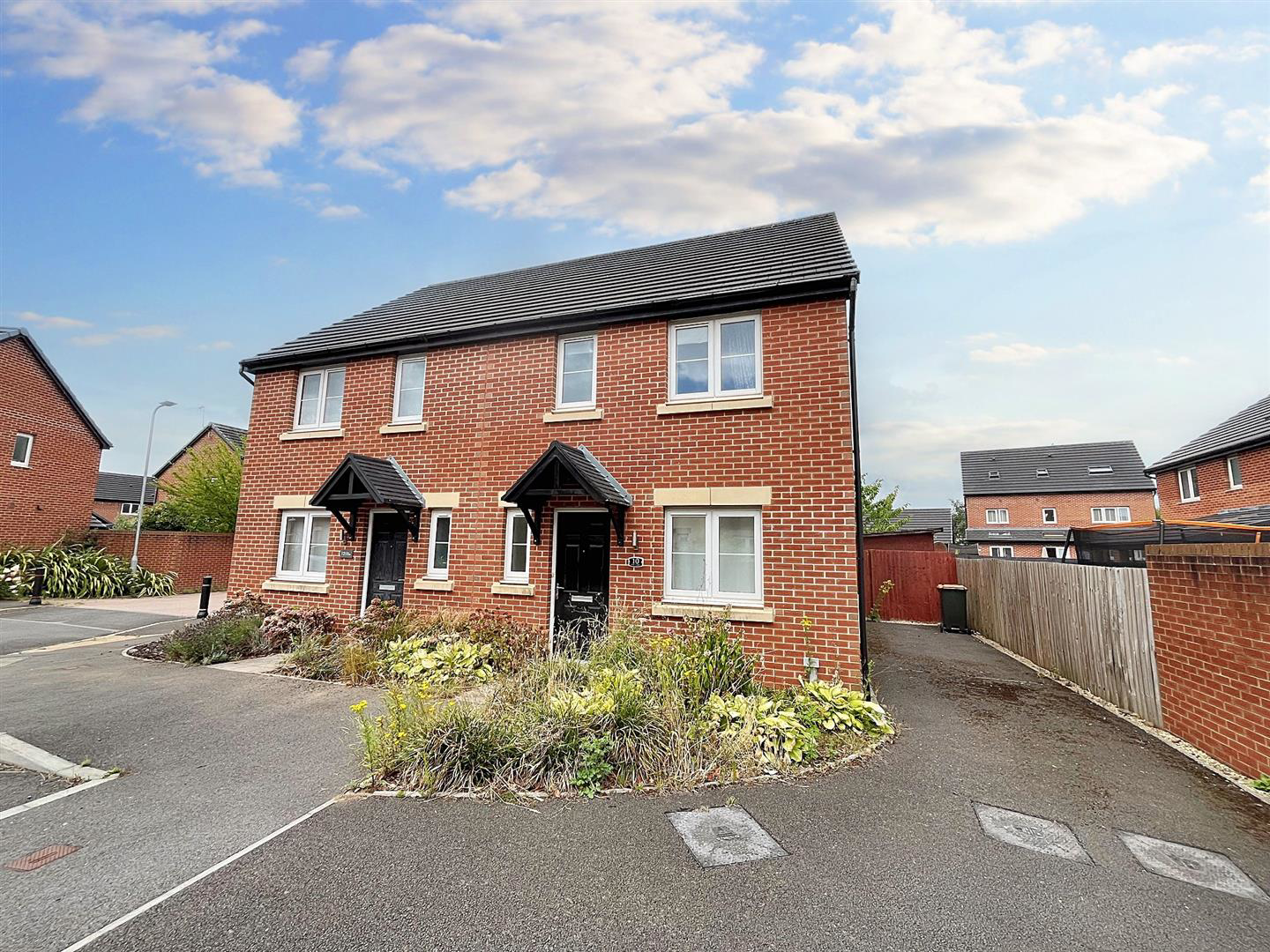 Foil Close, Rogerstone, Newport