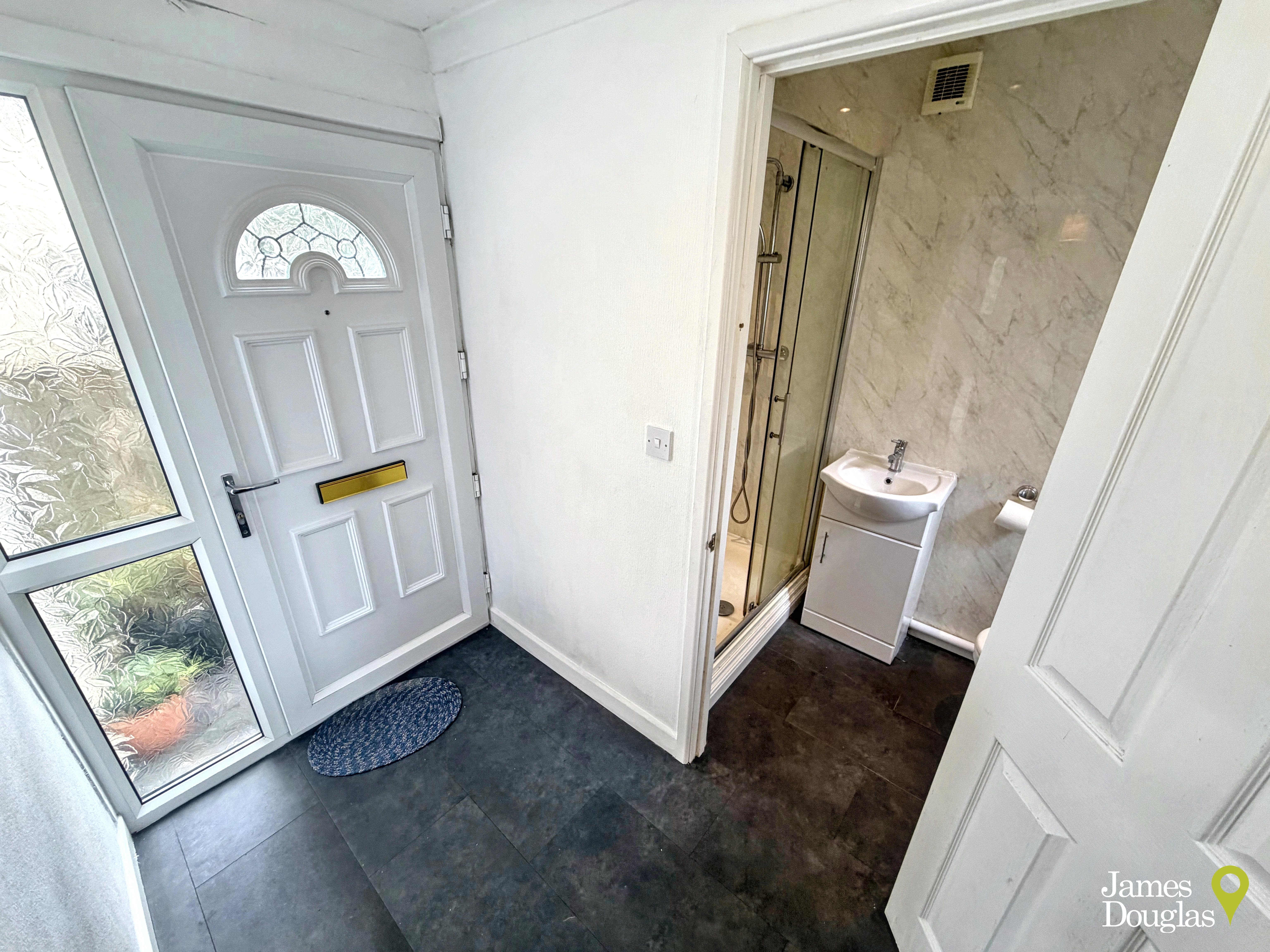 Shakespeare Rise, Rhydyfelin, Pontypridd, photo 3