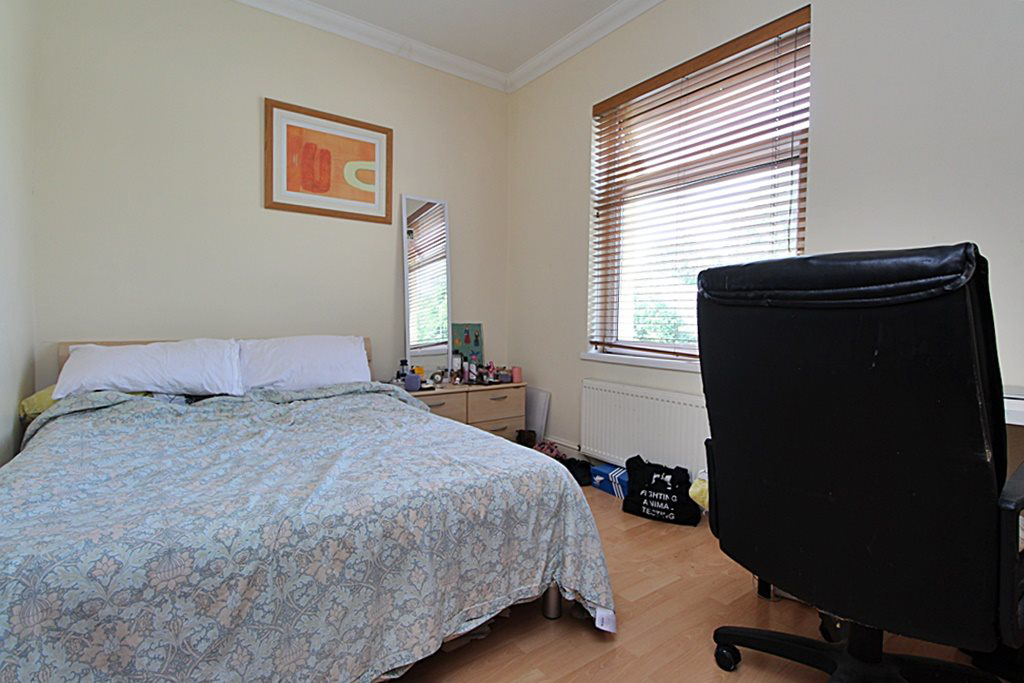 Bedroom (3)