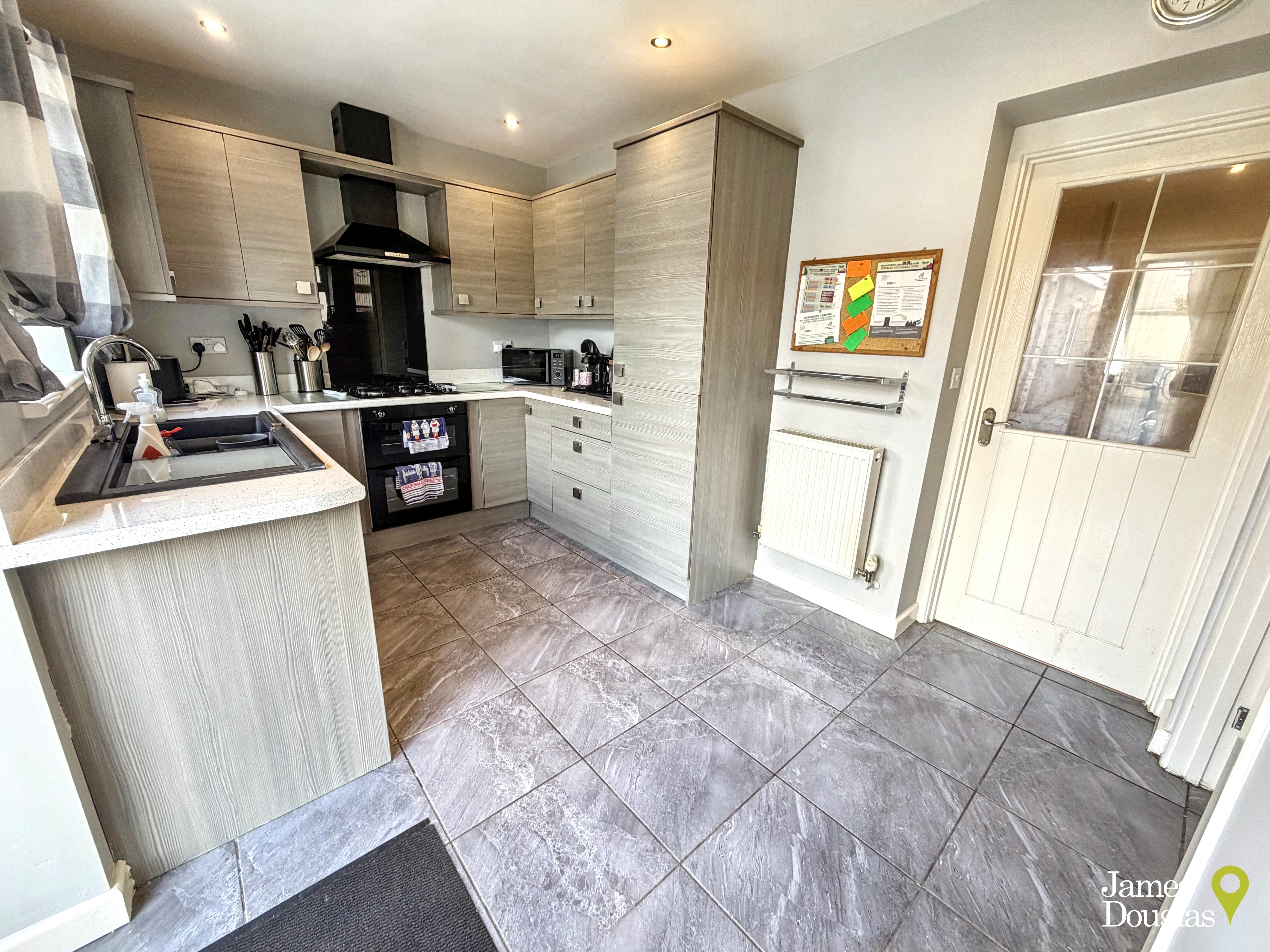 Poplar Road, Rhydyfelin, Pontypridd, photo 8
