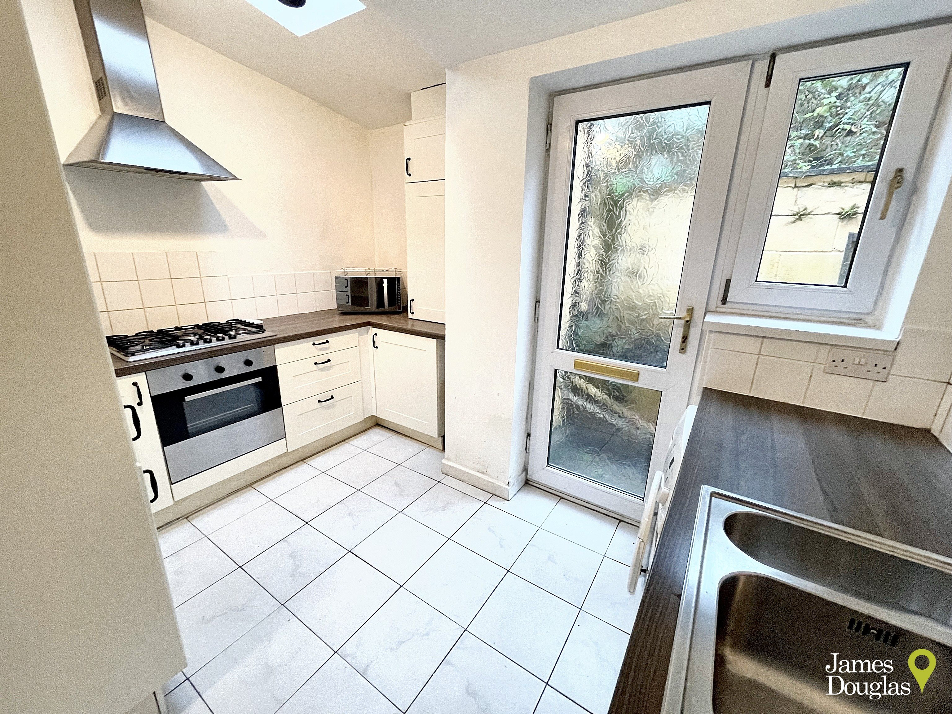 Llanbradach Street, Graigwen, Pontypridd, photo 12