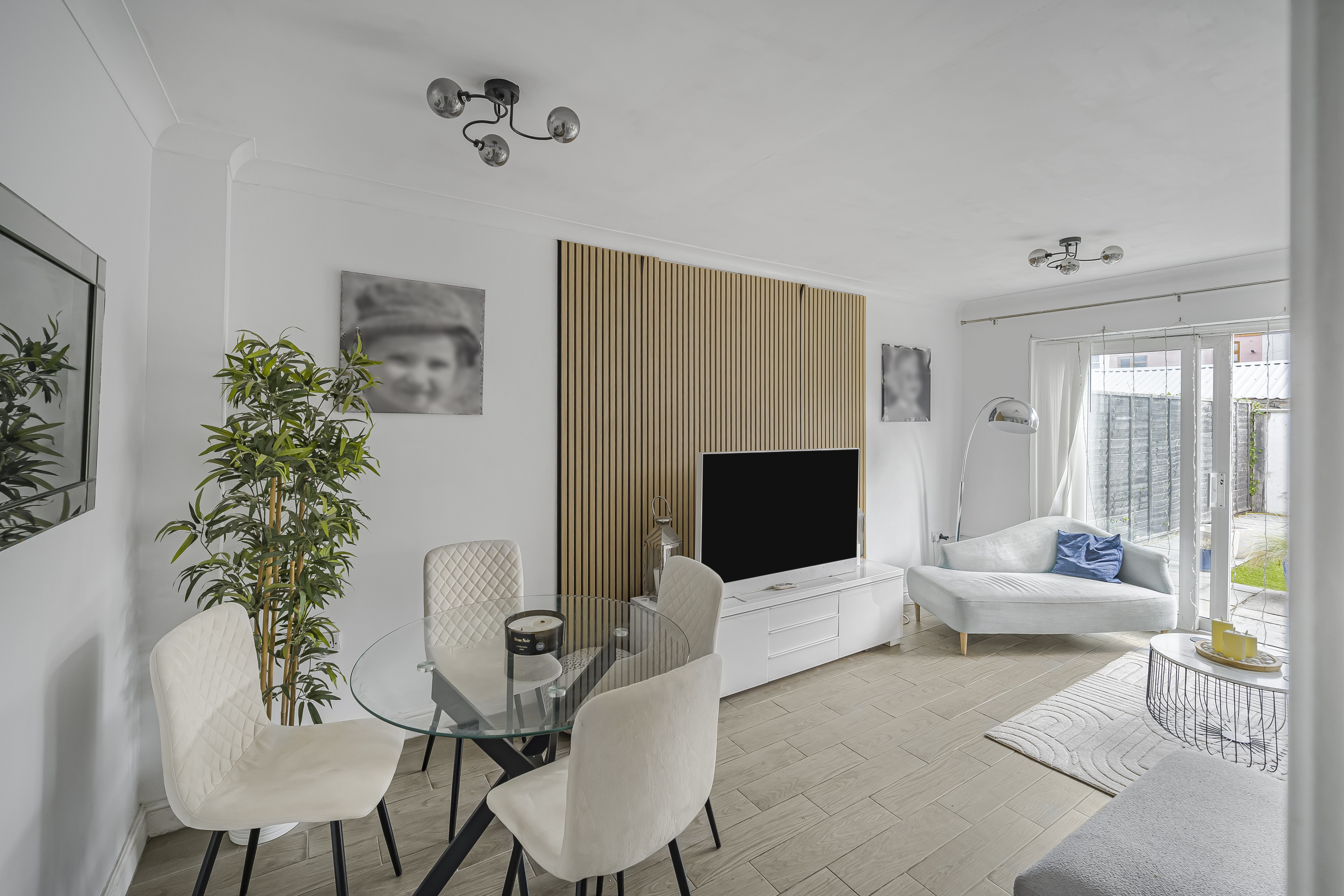 Victoria Mews, Gabalfa/Heath, Cardiff, photo 3