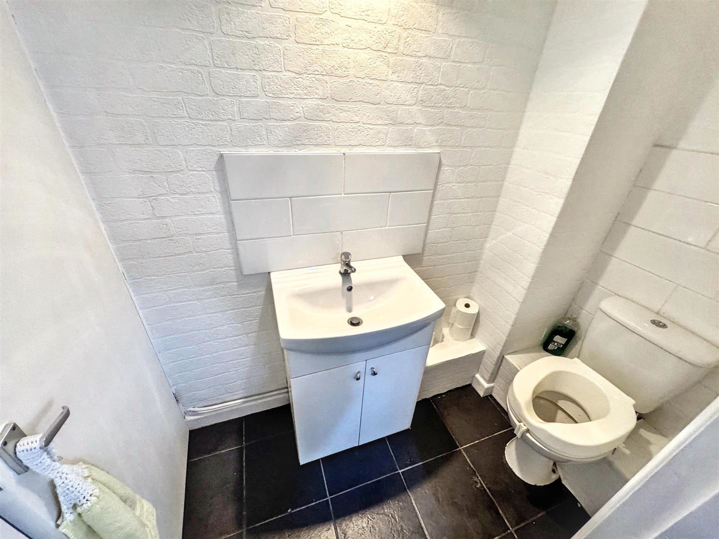 Maesglas Road, Newport NP20 3DE, photo 6