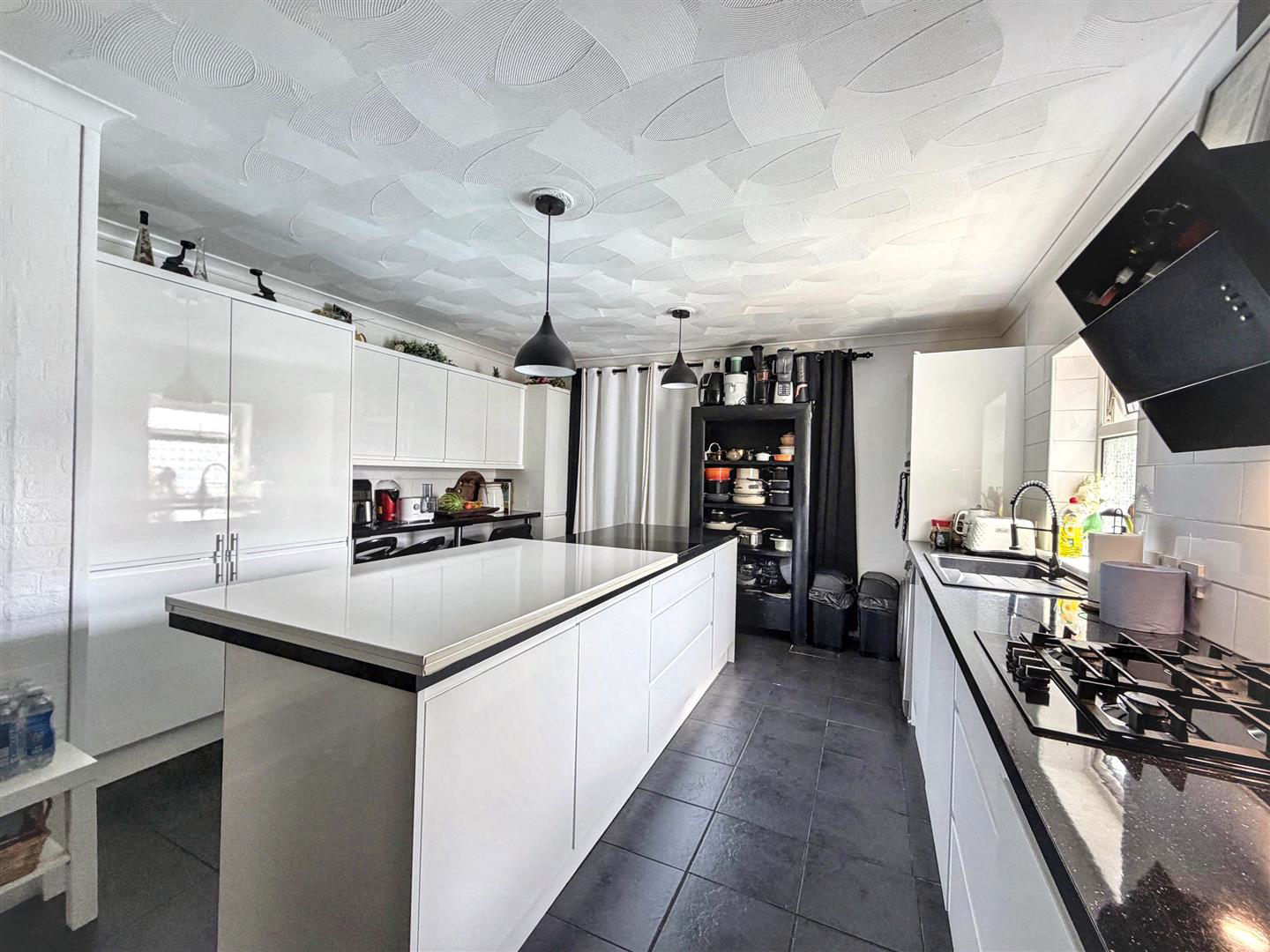 Maesglas Road, Newport NP20 3DE, photo 3