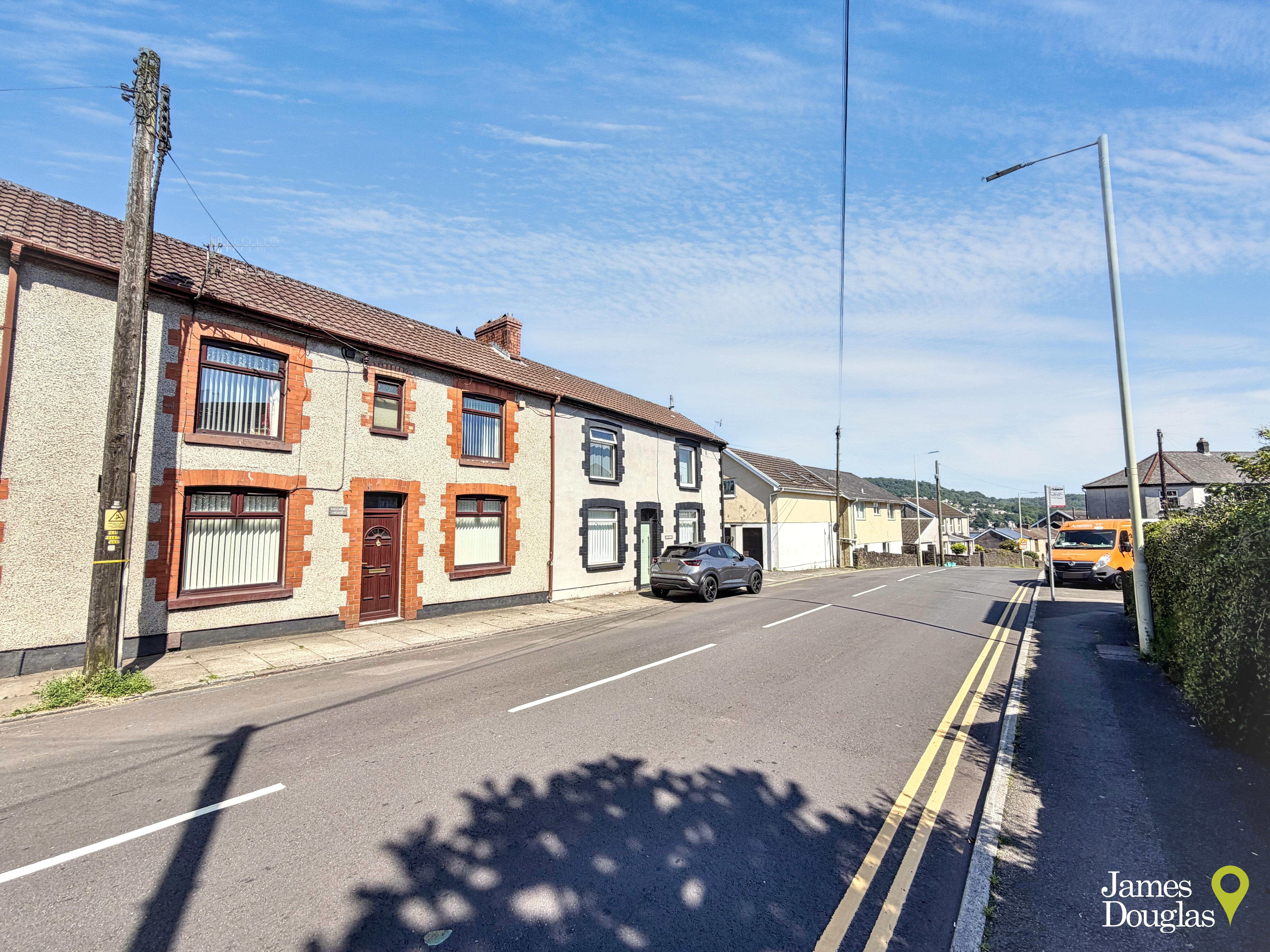 Llantrisant Road, Graig, Pontypridd, photo 2