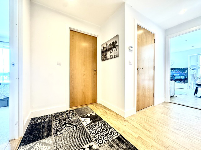 Stirling Drive, Brooklands Court Stirling Drive, LU2, photo 8