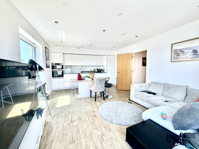 Stirling Drive, Brooklands Court Stirling Drive, LU2, photo 2