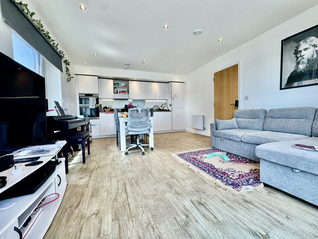 Stirling Drive, Brooklands Court Stirling Drive, LU2, photo 6