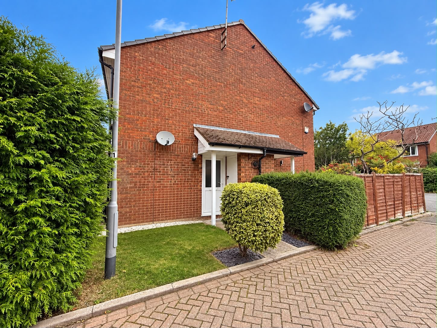 Heron Drive, Luton, LU2, photo 2
