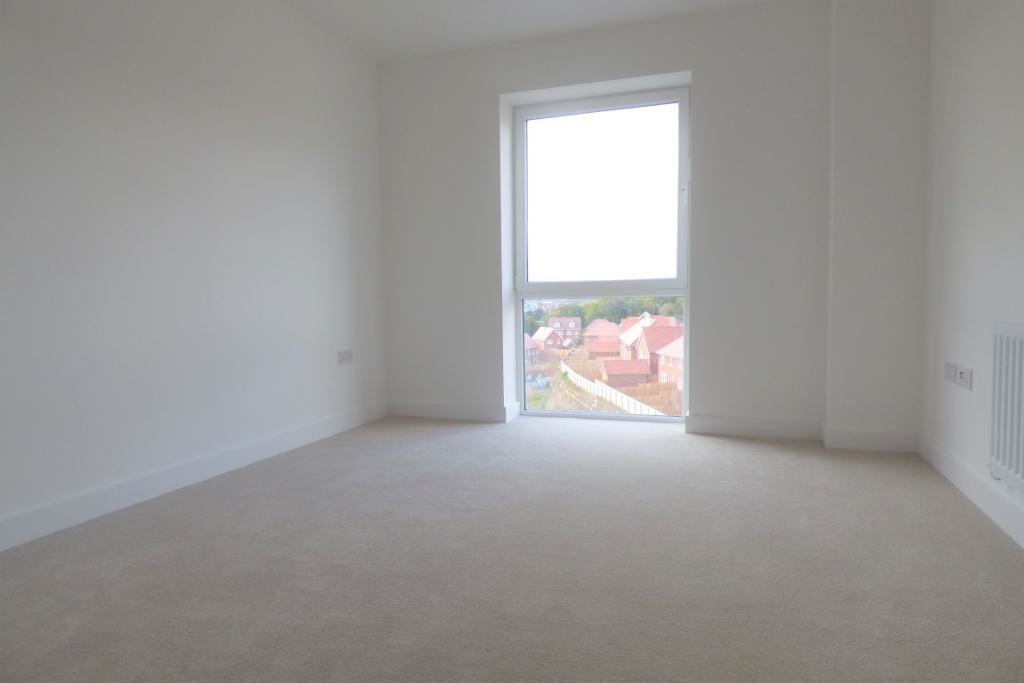 Brooklands Court, Stirling Drive, Luton, LU2 0GE, photo 4