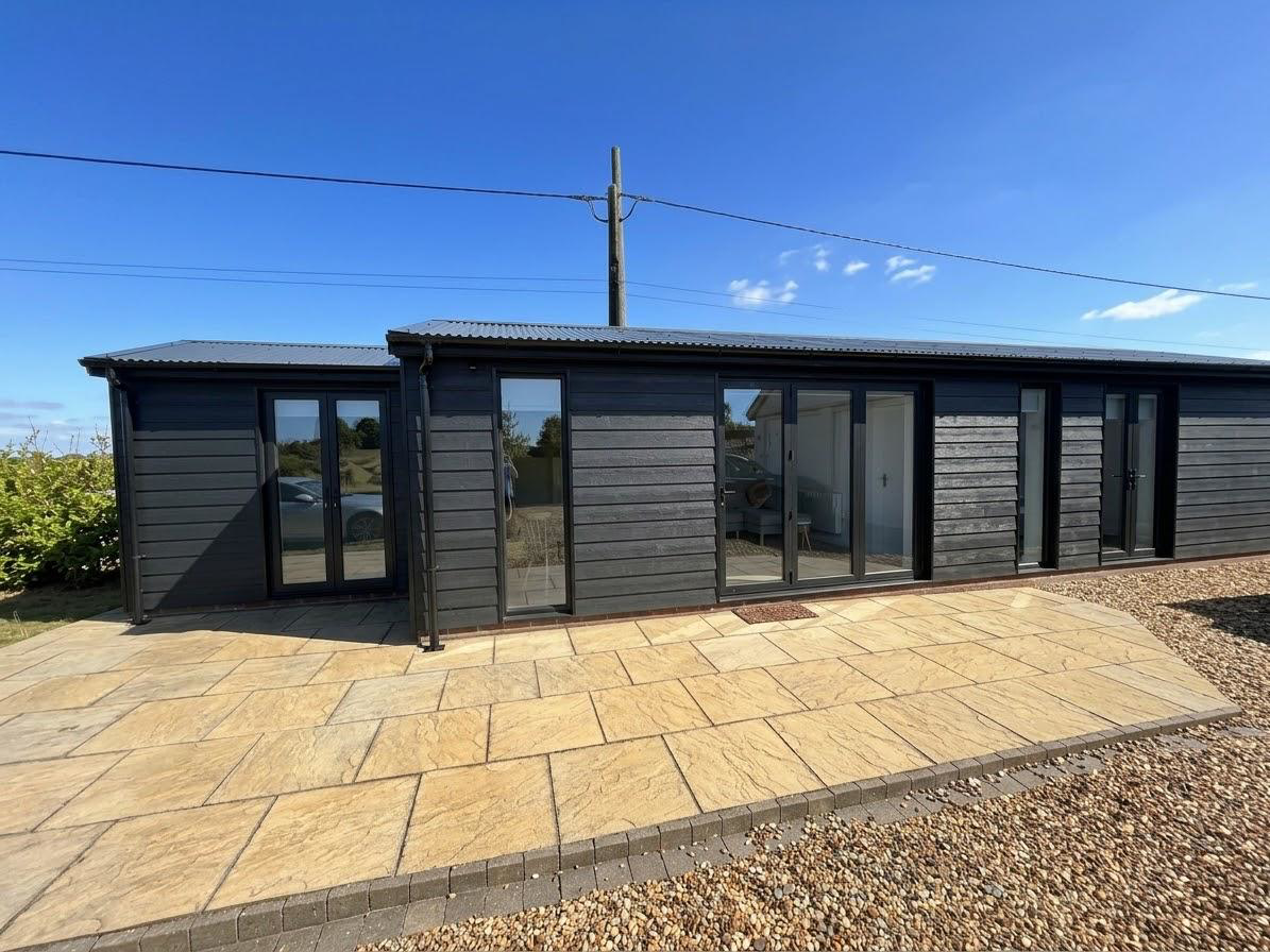Leighton Road, Chiltern View Farm, LU6