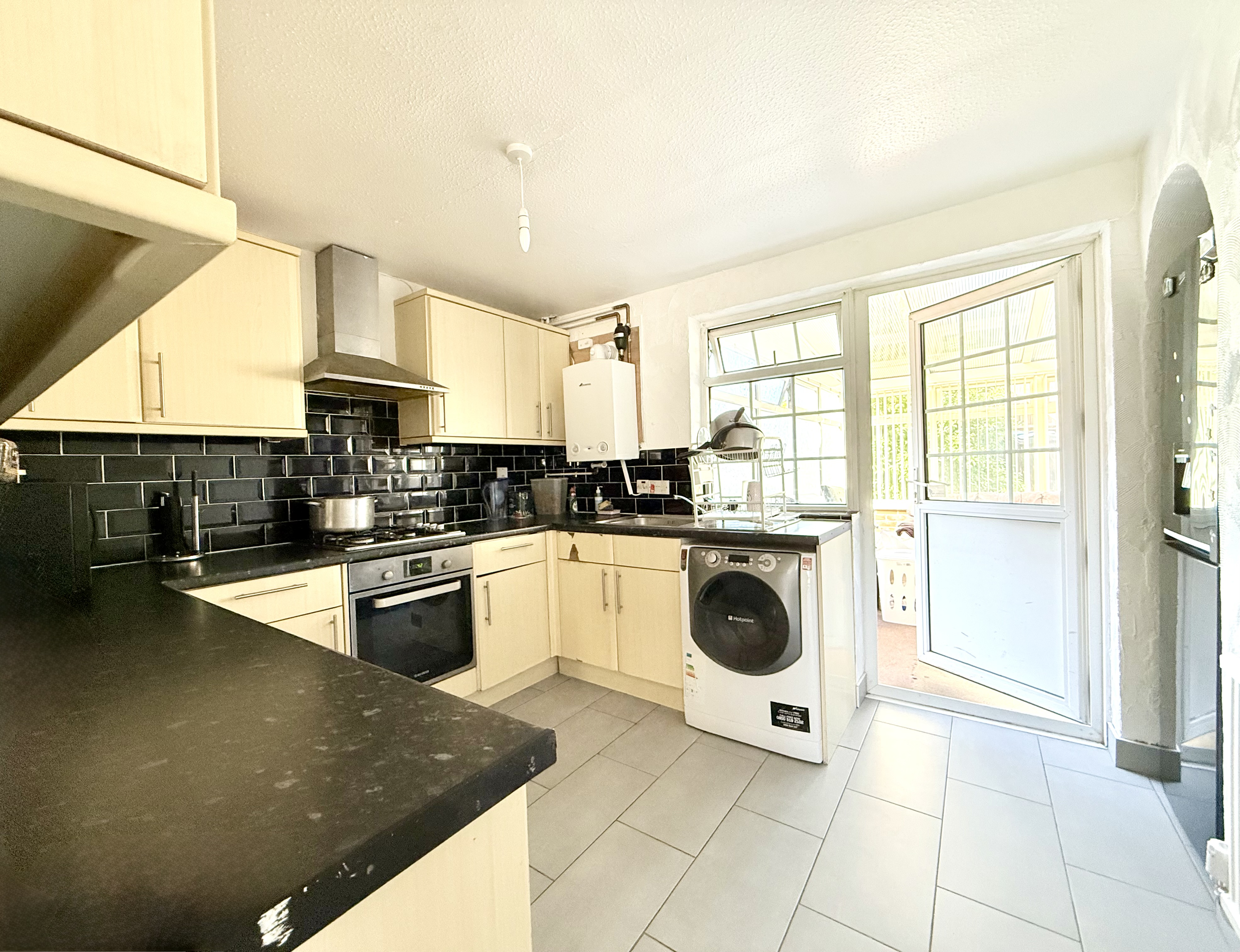 Morris Close, Luton, LU3, photo 11