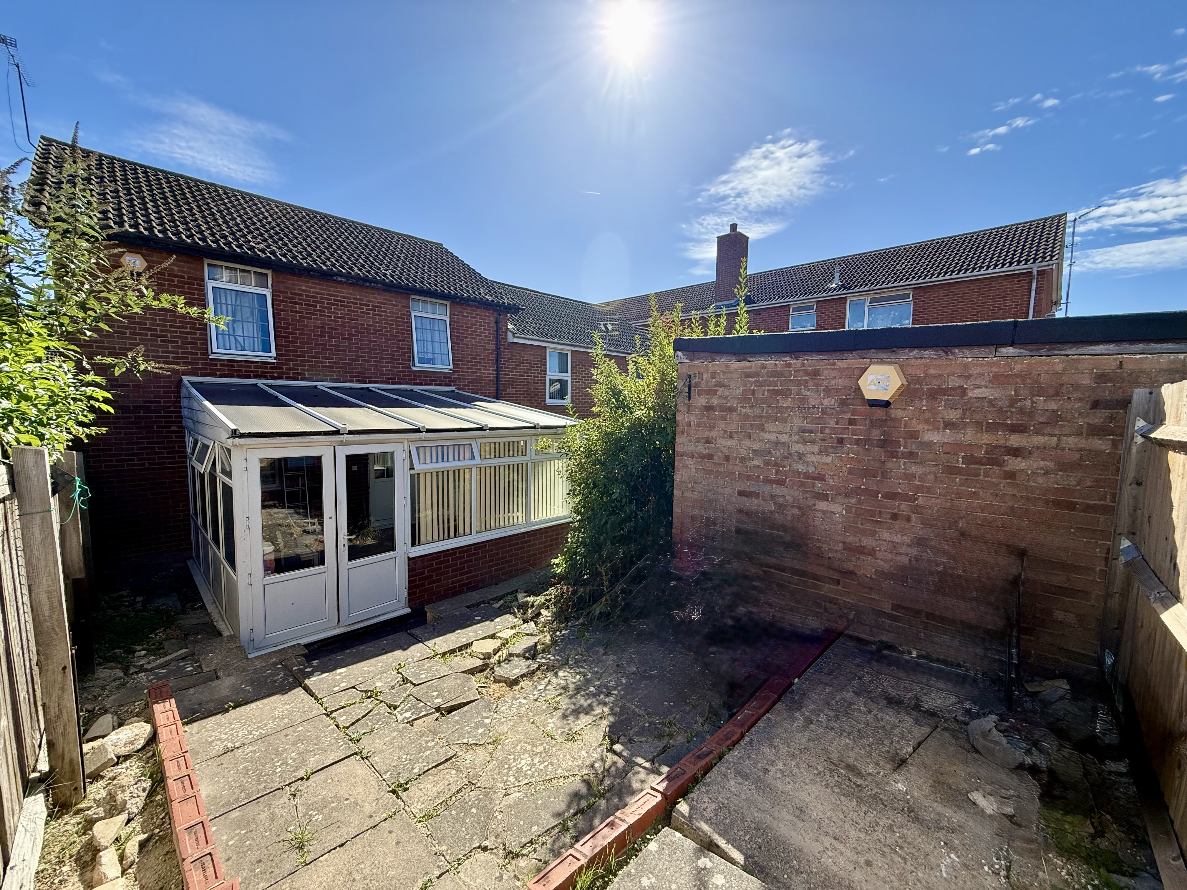 Morris Close, Luton, LU3, photo 8