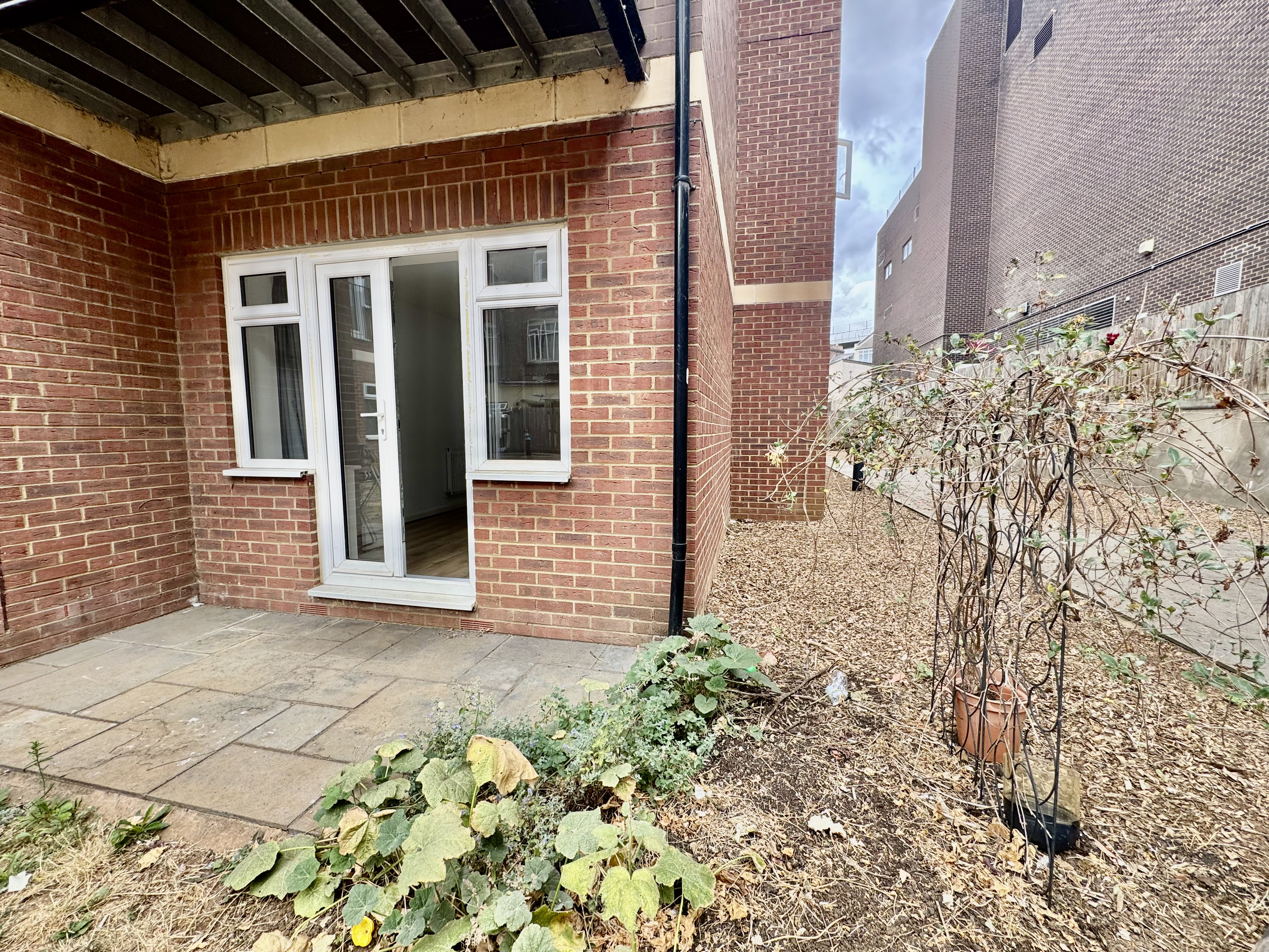 John Street, The Elms, LU1, photo 8