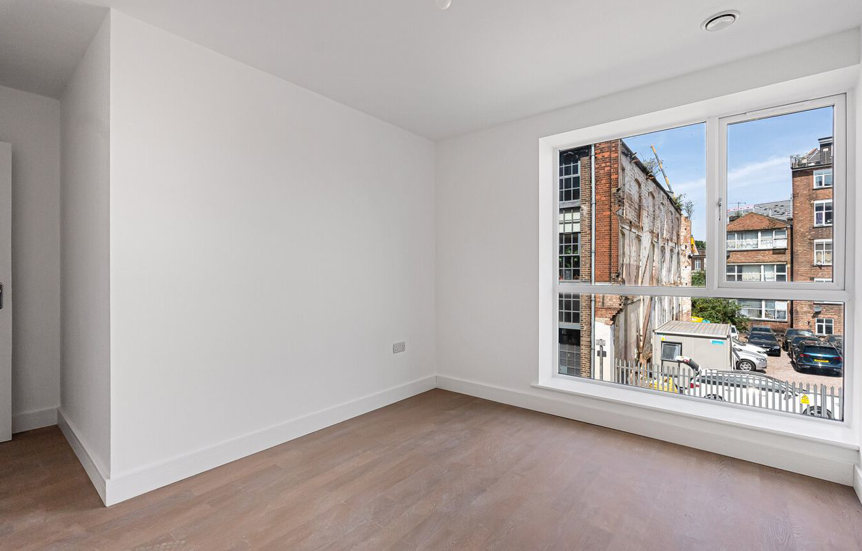 John Street, Luton, LU1, photo 5
