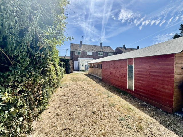 Brays Road, Luton, LU2, photo 17