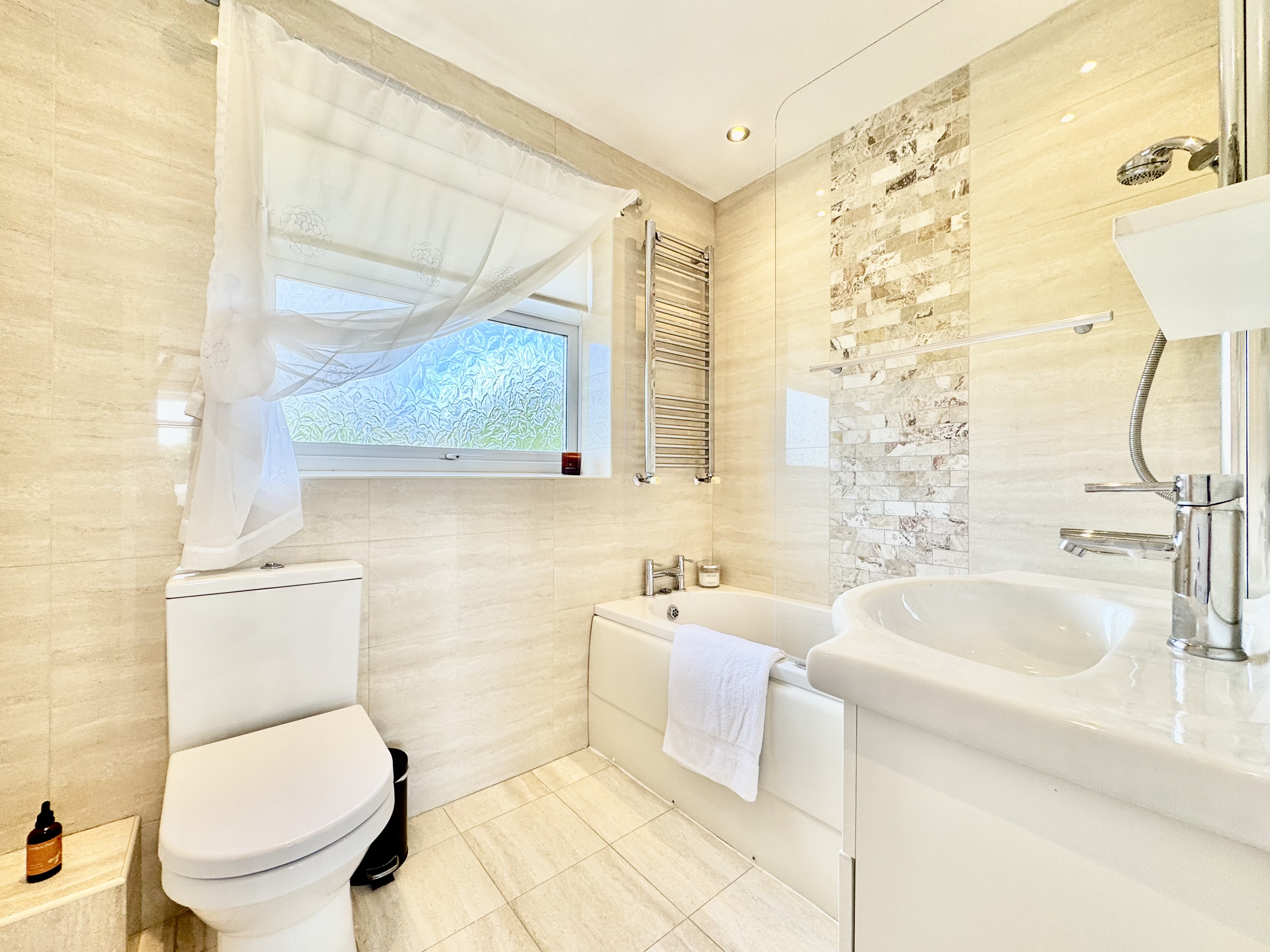 Birling Drive, Luton, LU2, photo 3