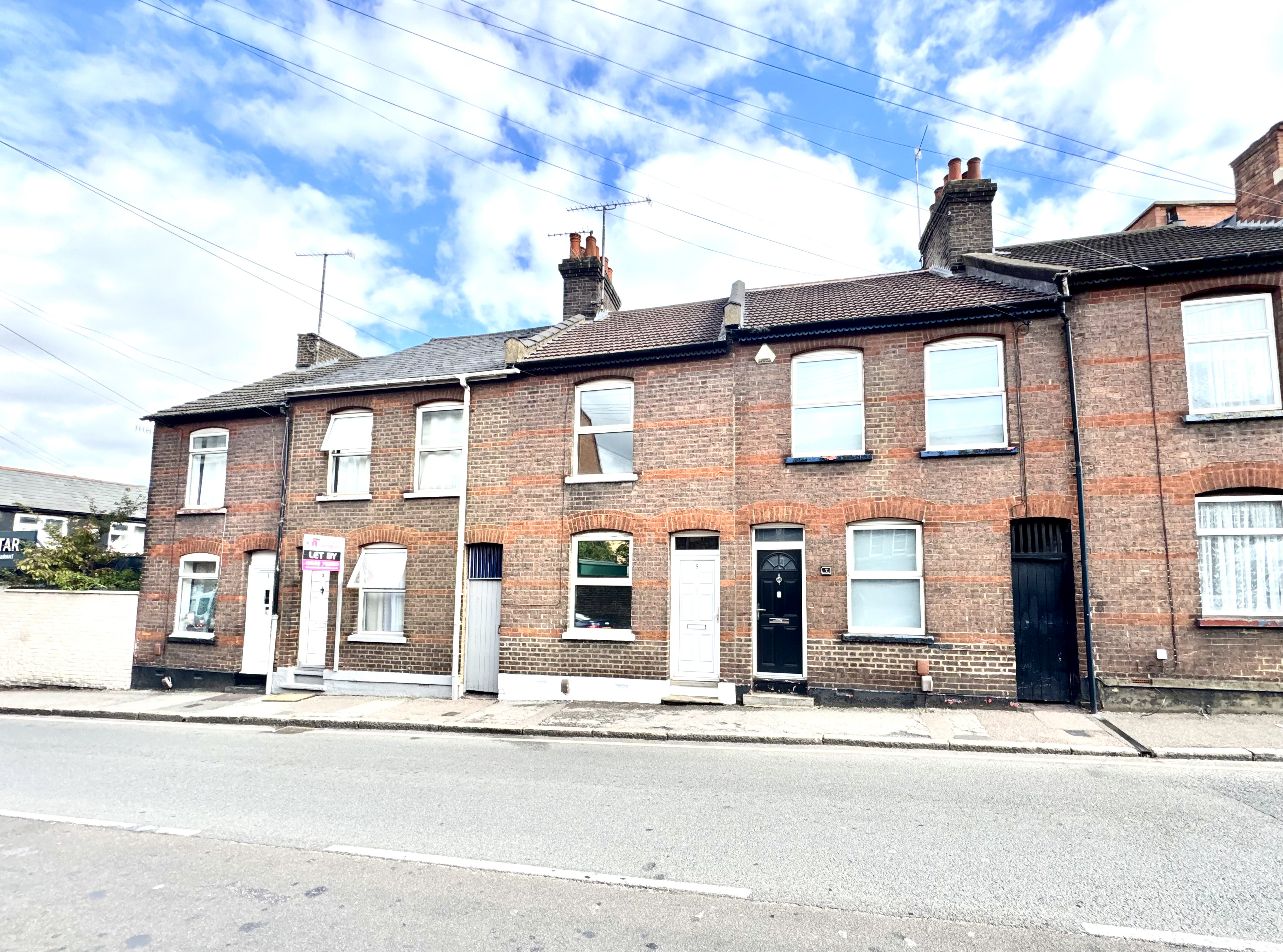 Farley Hill, Luton, LU1