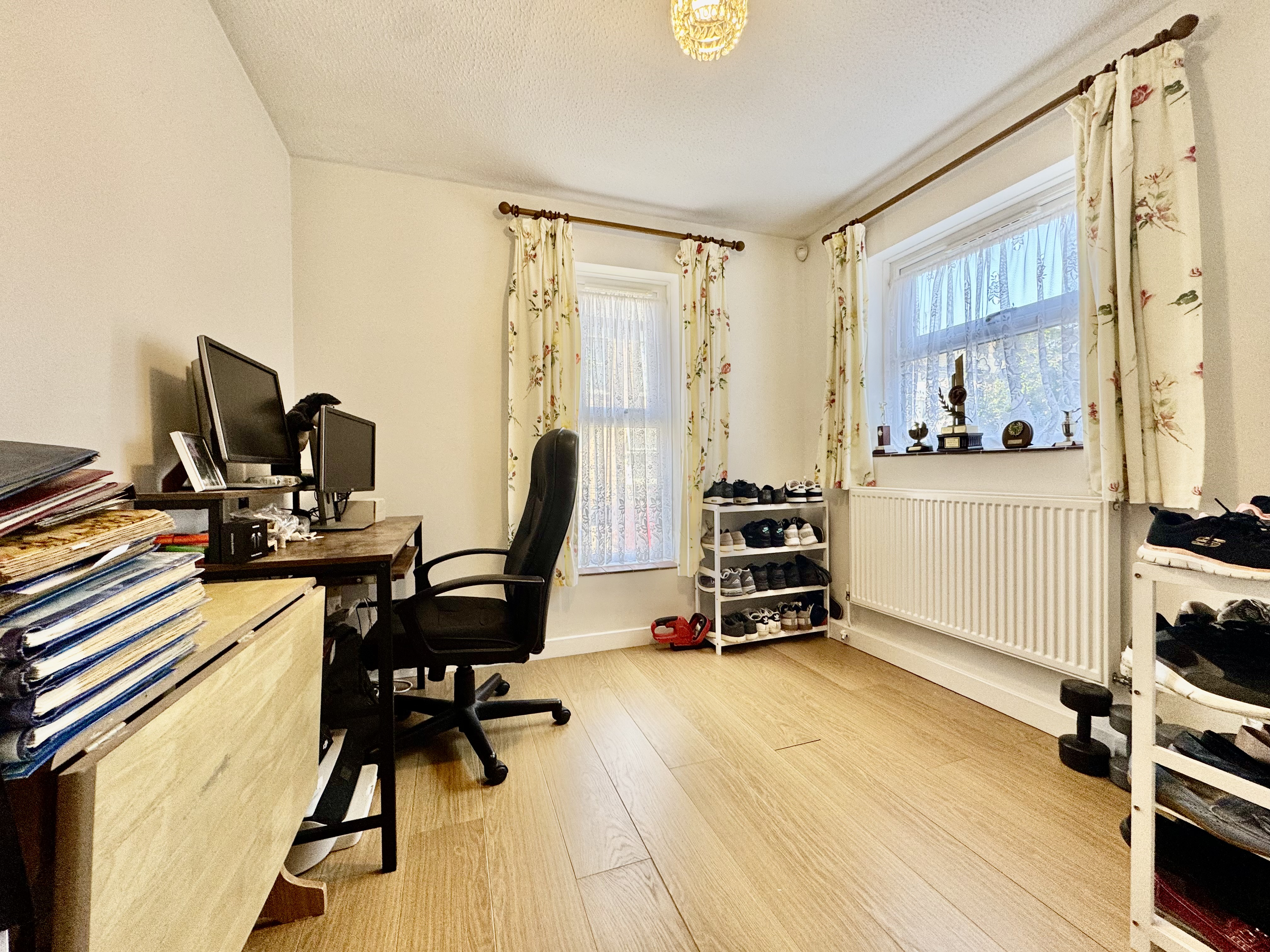 Wellington Street, Luton, LU1, photo 6