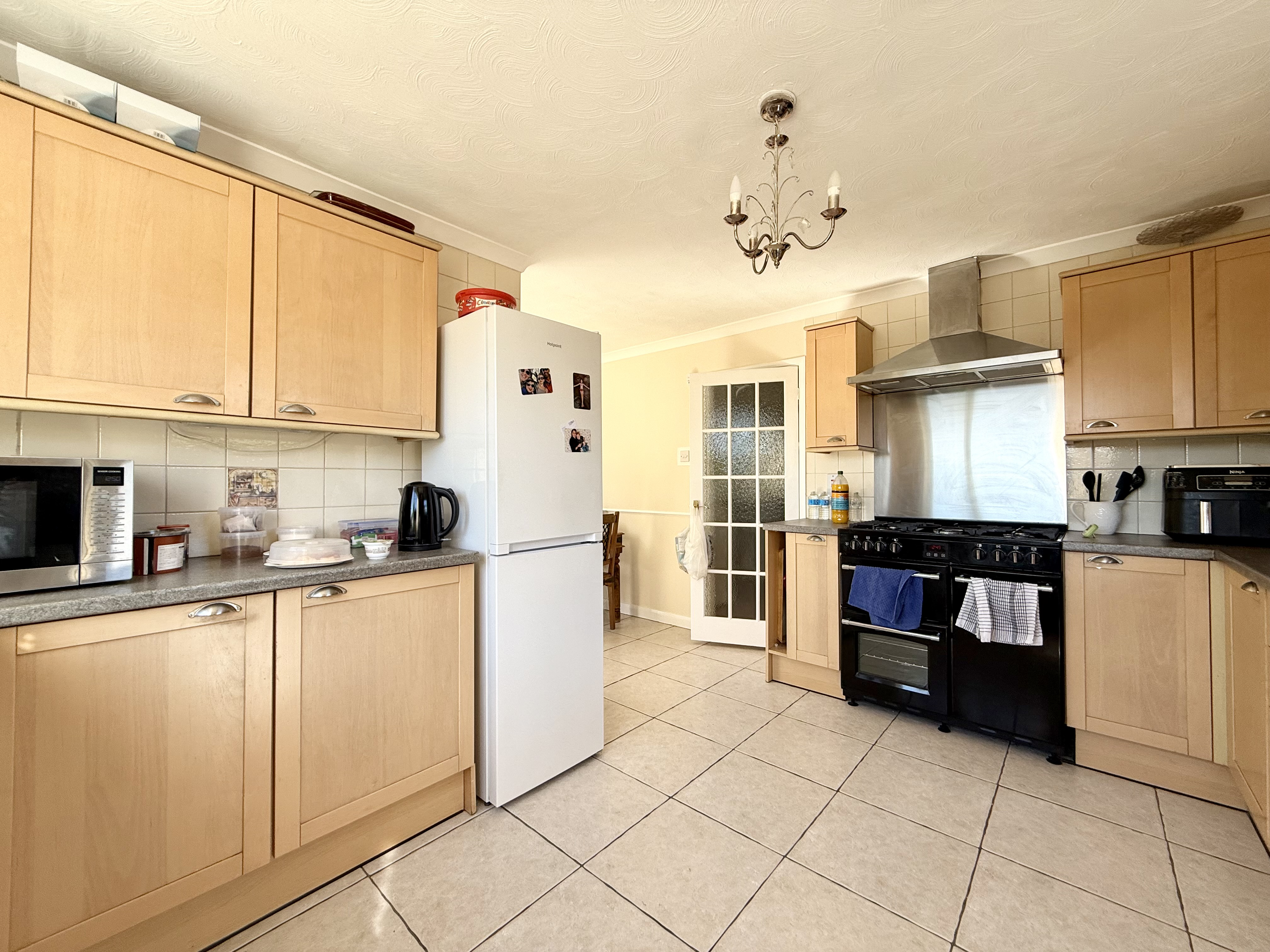 Bramingham Road, Luton, LU3, photo 17