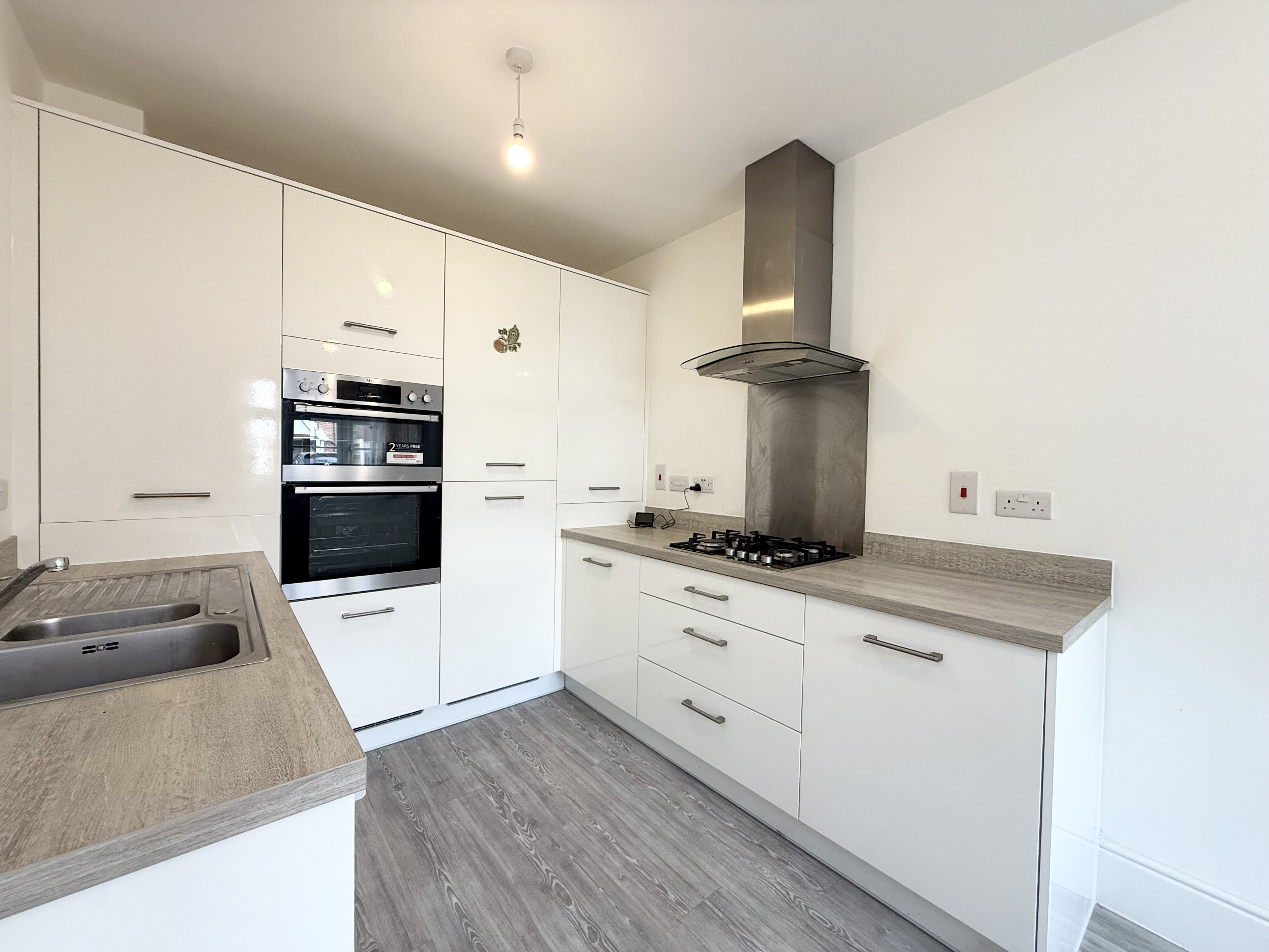 Armstrong Road, Luton, LU2, photo 2