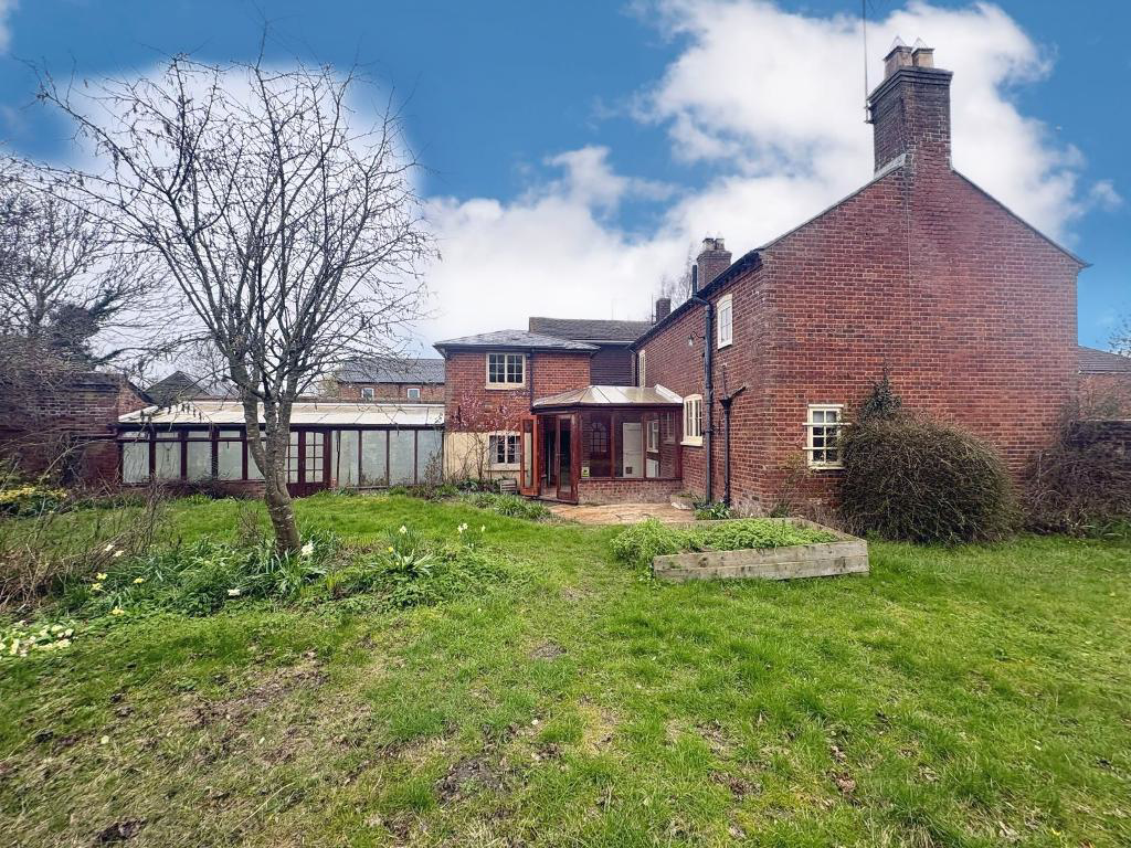 Watling Street, Hockliffe, LU7, photo 2