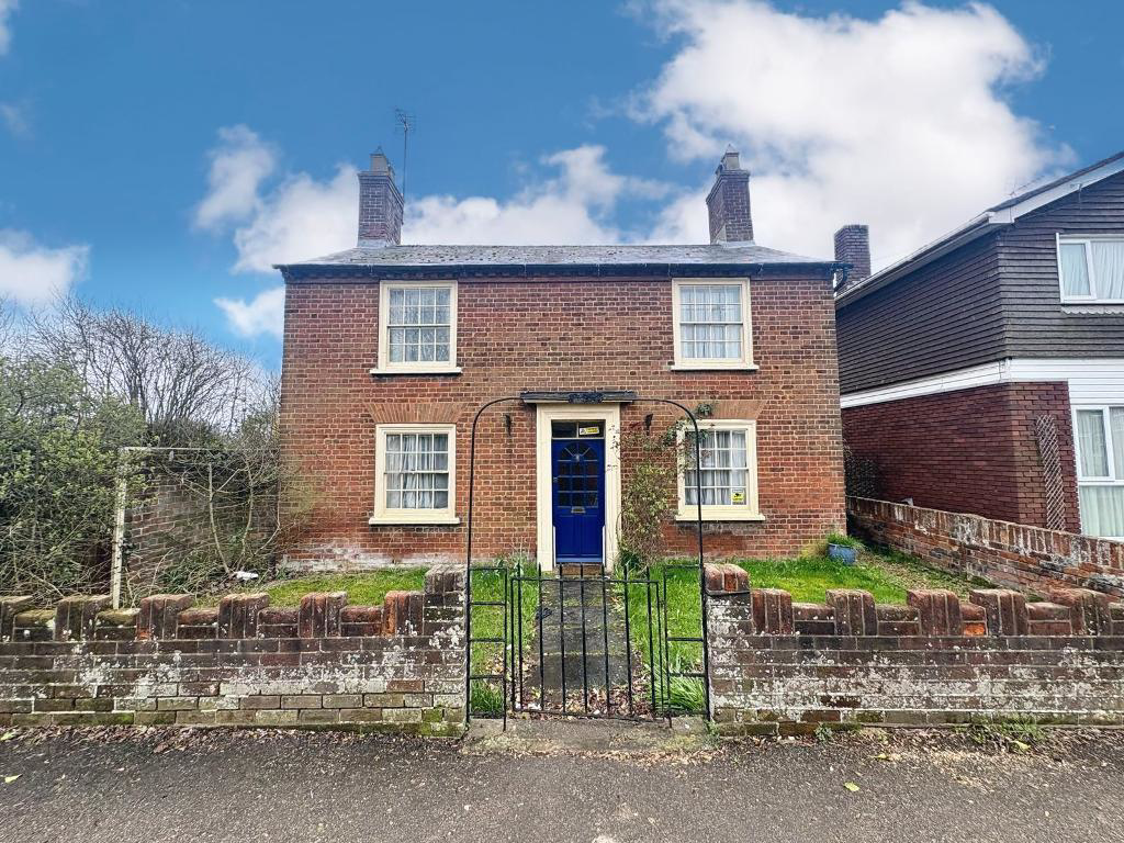 Watling Street, Hockliffe, LU7