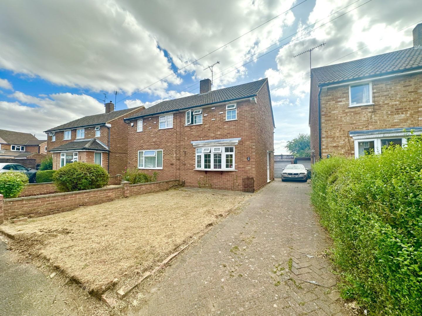 Blackthorn Drive, Luton, LU2