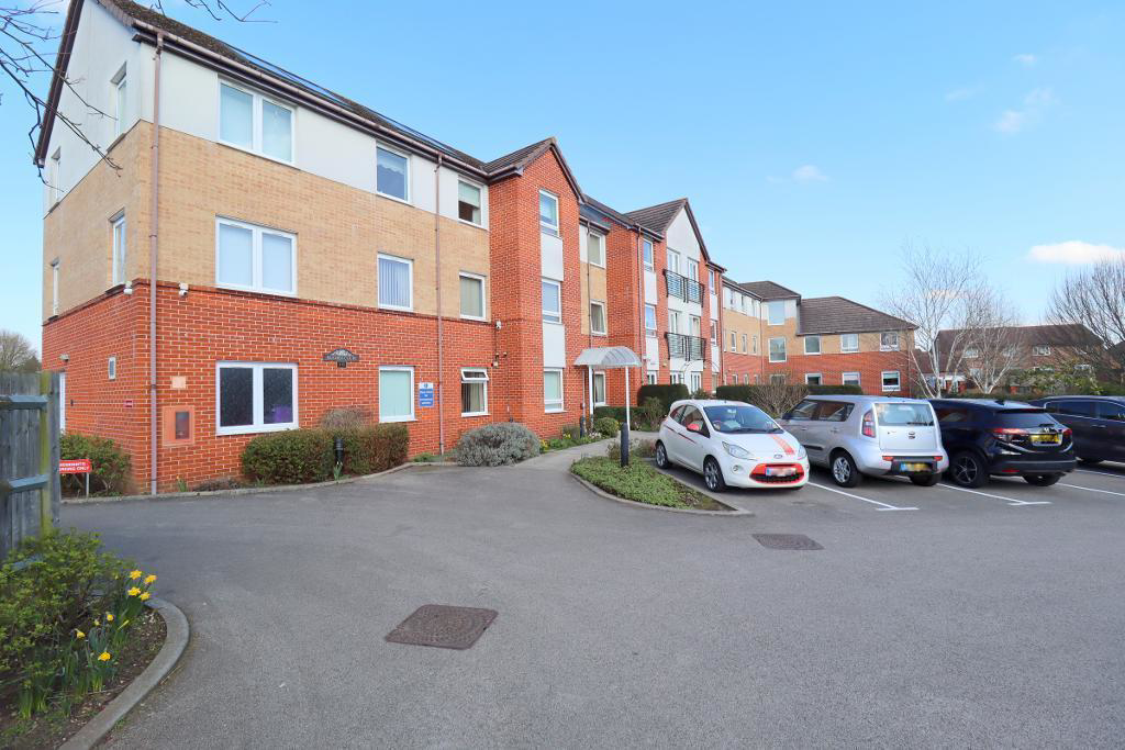Lucas Gardens, Luton, LU3