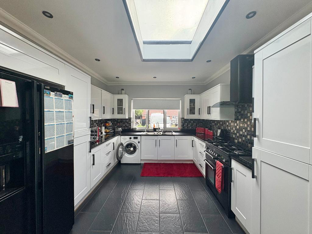 Waller Avenue, Luton, LU4, photo 4