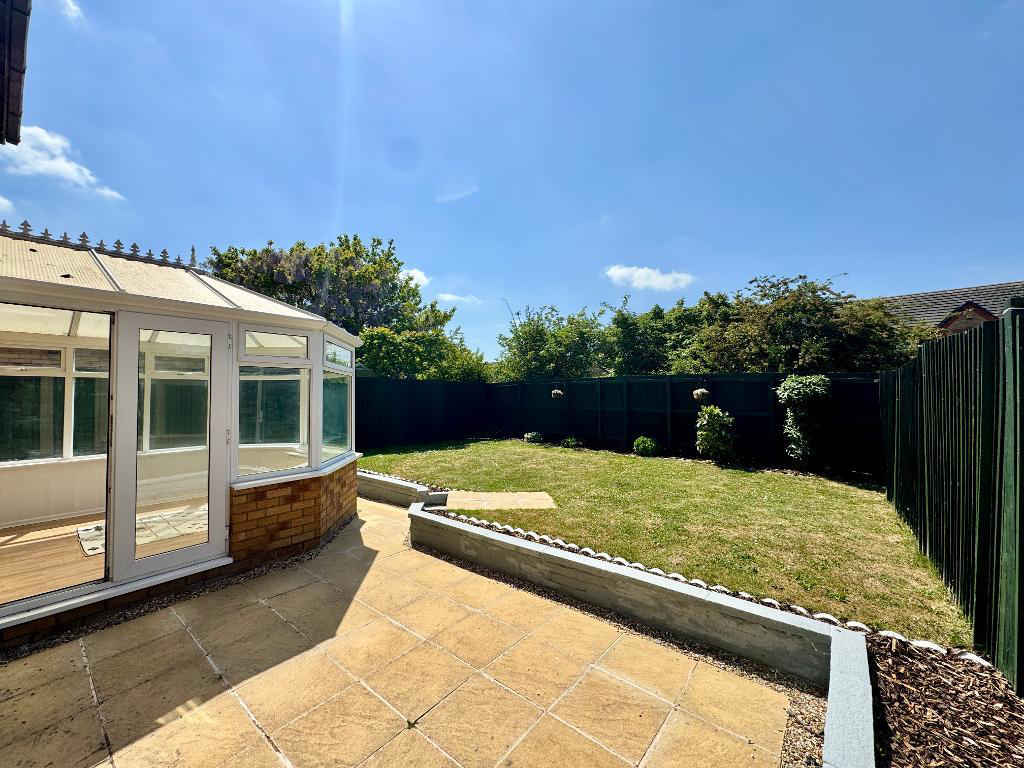 Nicholls Close, Barton-Le-Clay, MK45, photo 15