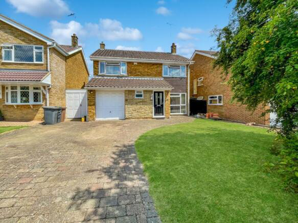 Foxbury Close, Luton, LU2
