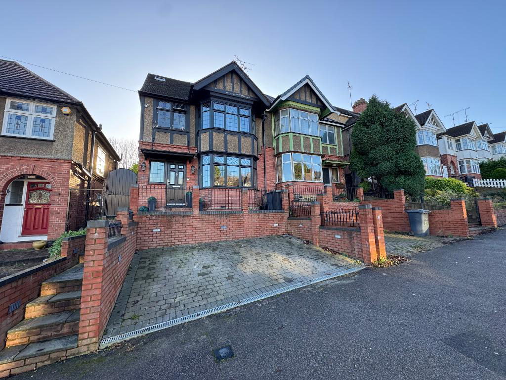 Cutenhoe Road, Luton, LU1