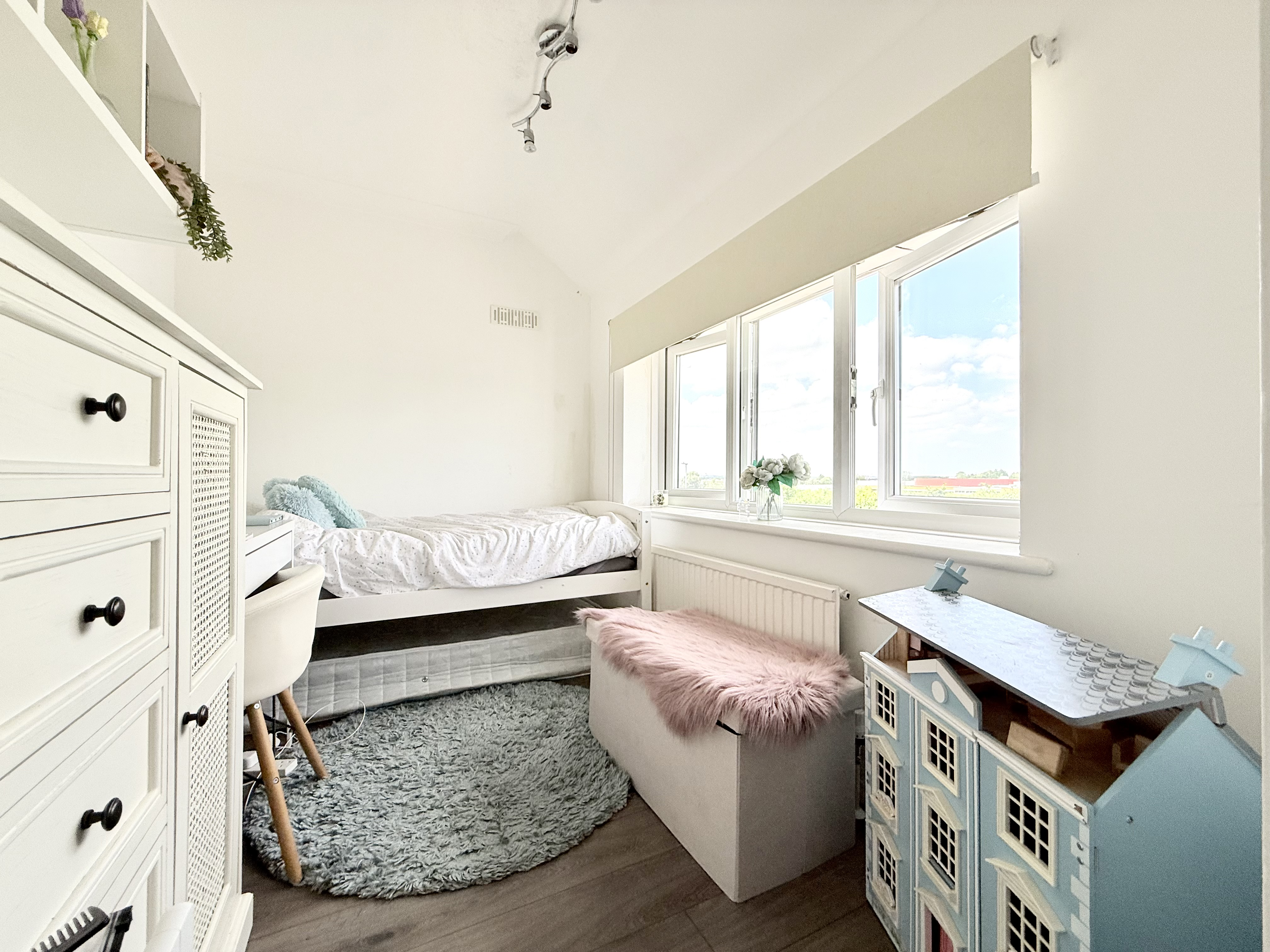 Bradgers Hill Road, Luton, LU2, photo 12