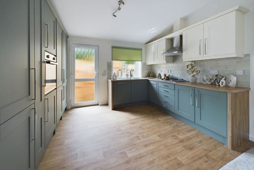 The Grove, Woodside, LU1, photo 12
