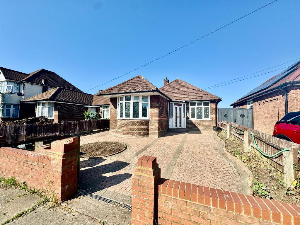 Clevedon Road, Luton, LU2