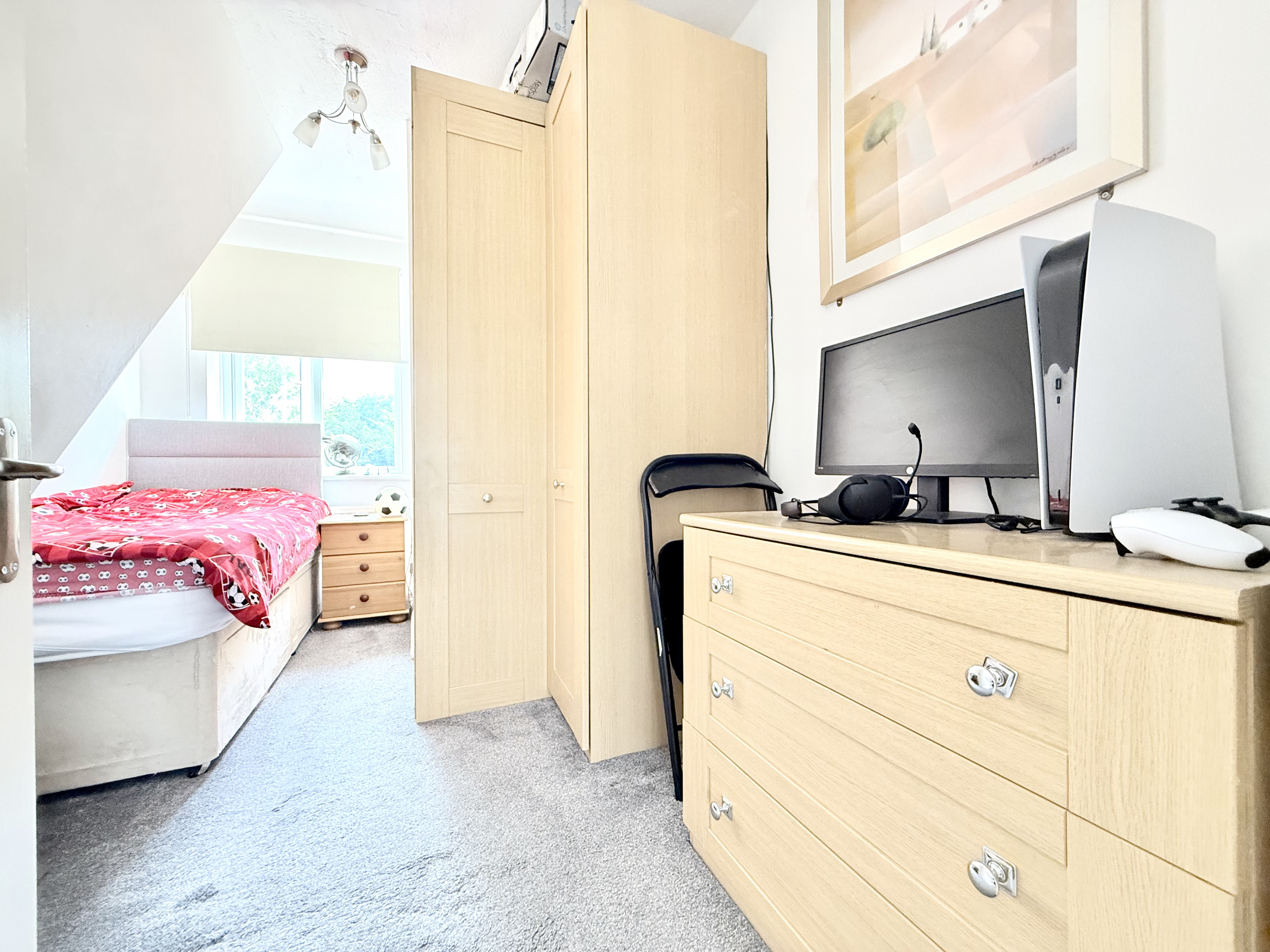 Bradgers Hill Road, Luton, LU2, photo 18