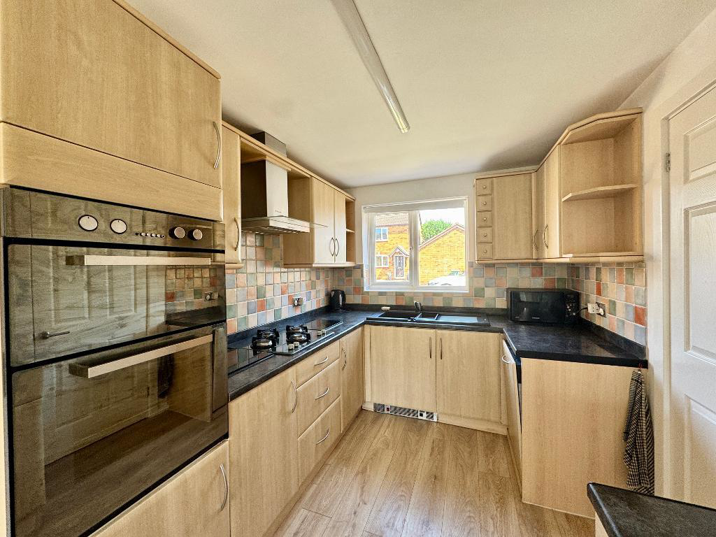Nicholls Close, Barton-Le-Clay, MK45, photo 3