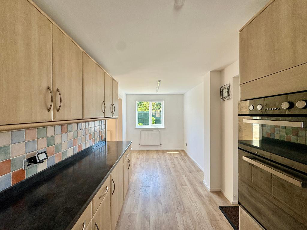 Nicholls Close, Barton-Le-Clay, MK45, photo 9