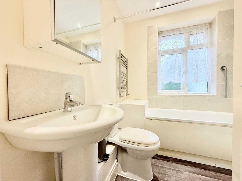 Waller Avenue, Luton, LU4, photo 15