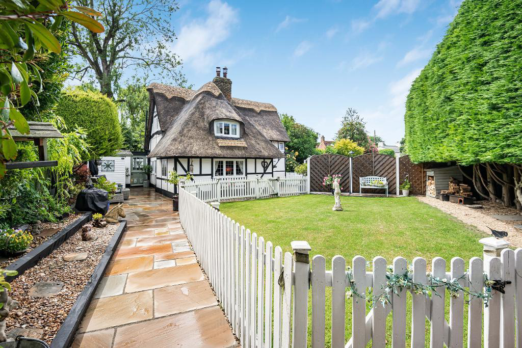 Bedford Road, Barton-Le-Clay, MK45, photo 2