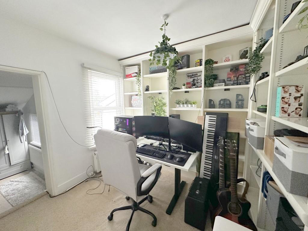 Photo 5