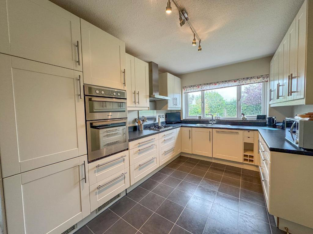 Alma Farm Road, Toddington, LU5, photo 11