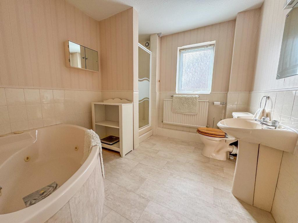 Alma Farm Road, Toddington, LU5, photo 8